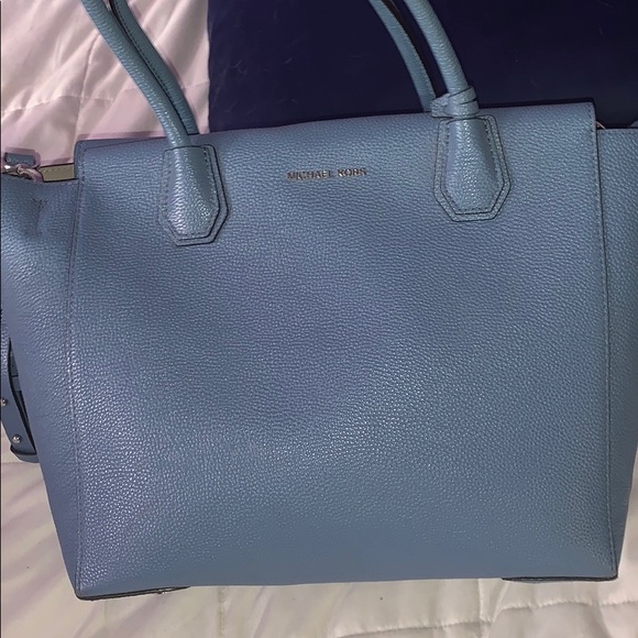 Light blue Michael kors purse - Picture 1 of 6